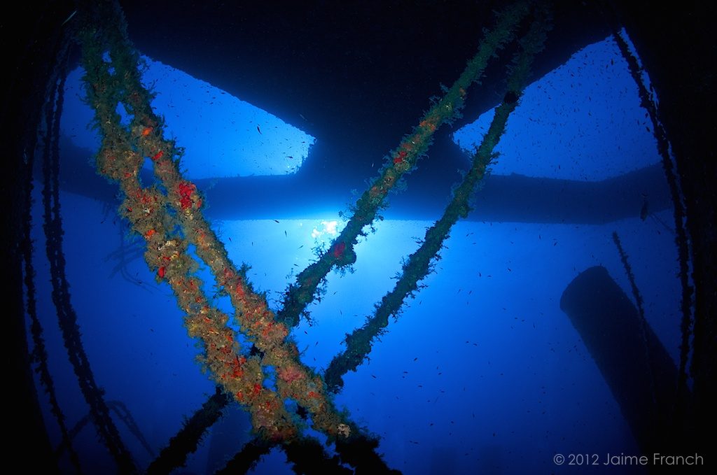 wreck, La Plataforma, Formentera, pecio, Baleares, buceo, diving, underwater, submarina